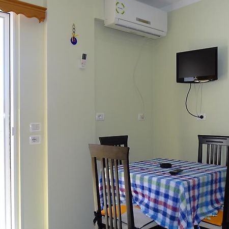 Modern Sea View Apartment Ksamil Kültér fotó